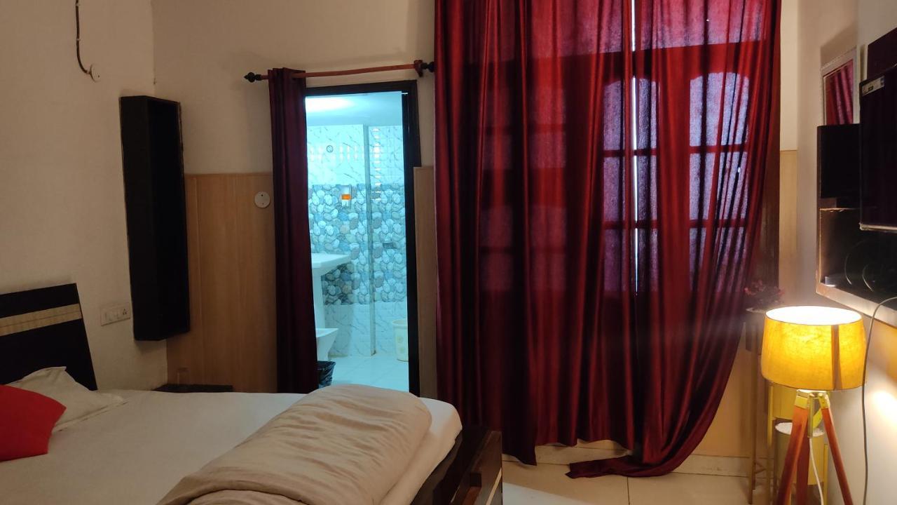 White House Luxury Rooms - Loved By Travellers, Couples, Corporates Jalandhar Exterior foto